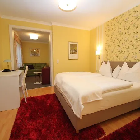 Penzion Weissenbach Strobl