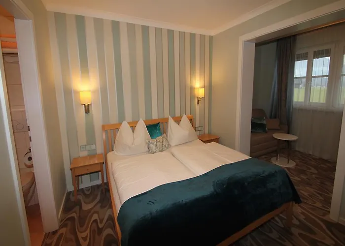 Гостевой дом Landgasthof Weissenbach 3*